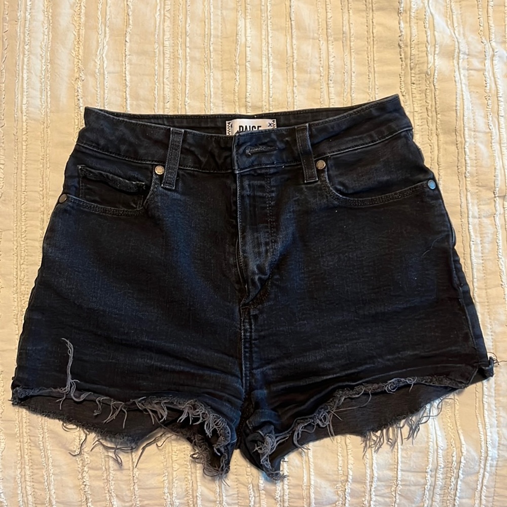 PAIGE High Rise Margot Shorts in Davina. Size 26